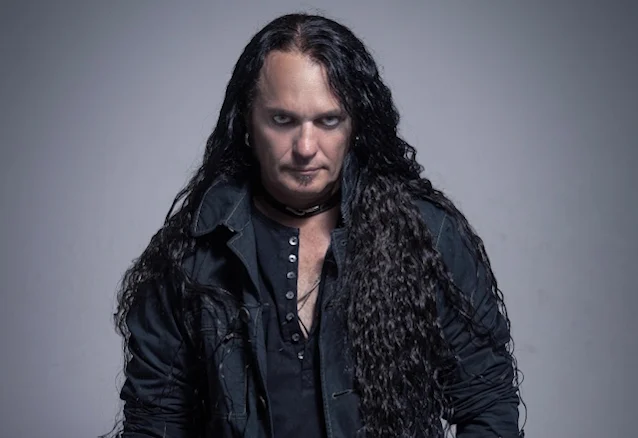 ZP Theart（ex. DragonForce, Skid Row）がソロシングル「Dark To
